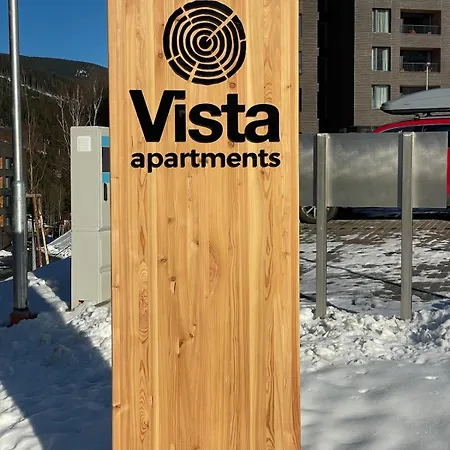 With A View Of The Slope Apartmán